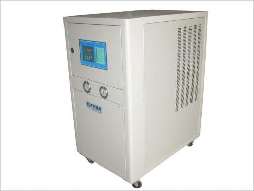 安裝油冷機組時需要注意哪些問題? 安裝油冷機組時需要注意哪些問題?