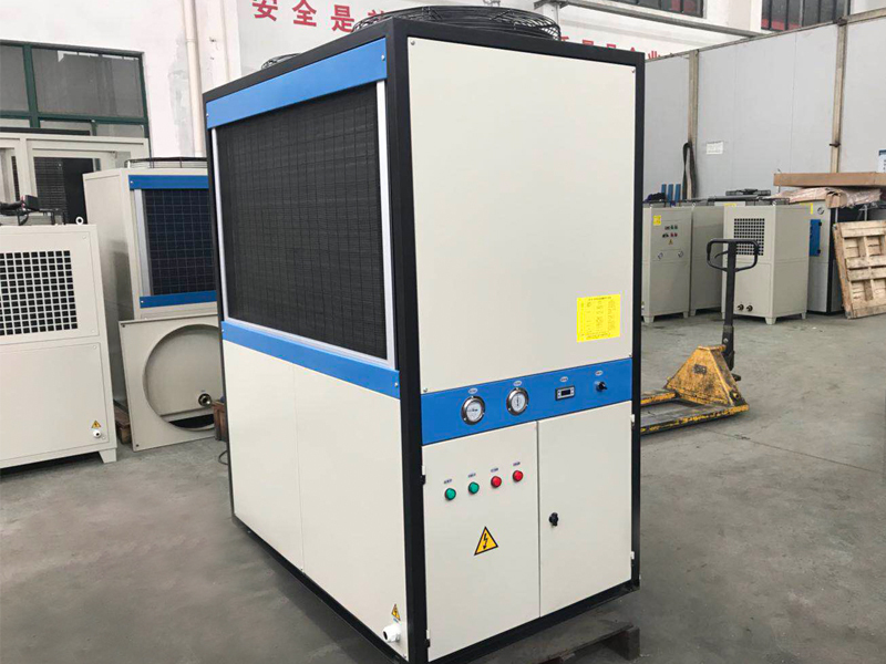 油冷機設備內(nèi)部進入氣體有哪些影響?